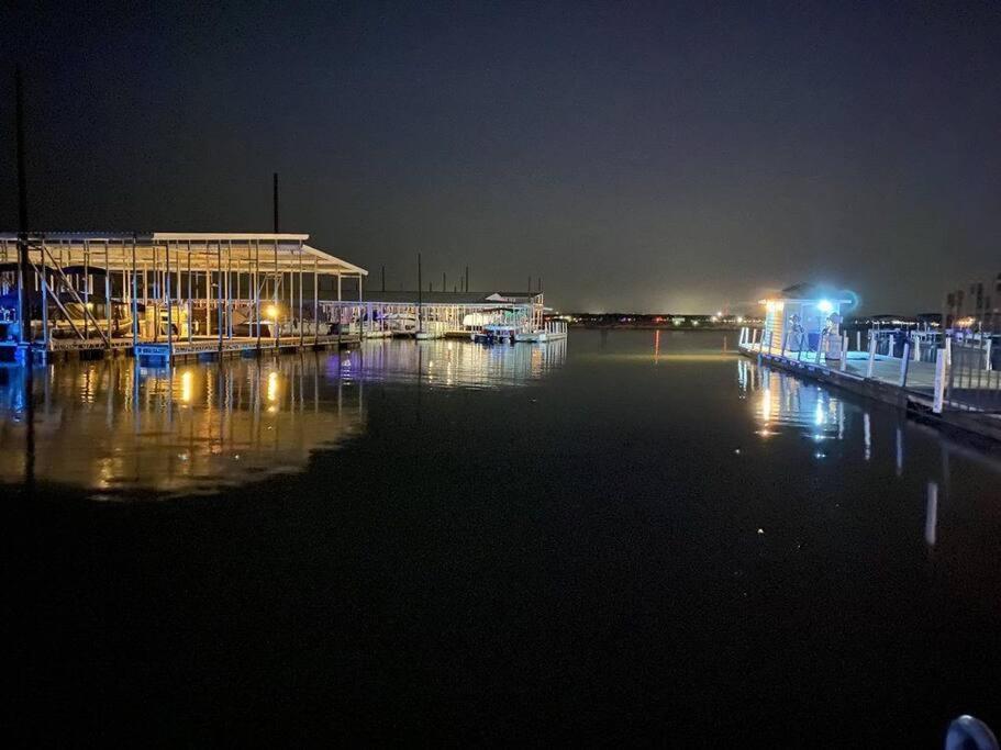 Lakeside Daze! Монтгомері Екстер'єр фото